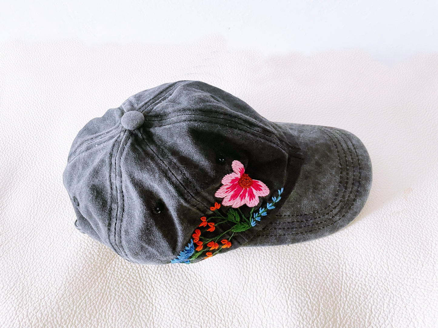 Floral Embroidered Cap, Baseball Cap, Custom Embroidery Hat, Hand Embroidery Hat, Embroider Woman Cap, Personalize gifts.