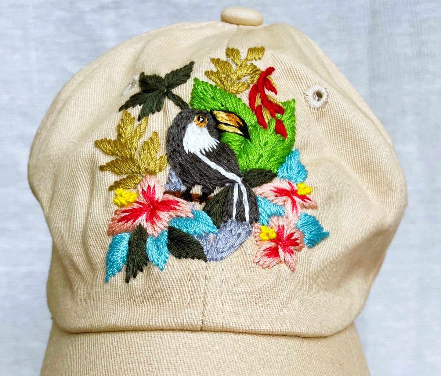 Floral Embroidered Cap, Baseball cap, Custom Embroidery Hat, Hand Embroidery Hat, Embroider Woman Cap, Personalize gifts, Gifts for Mom