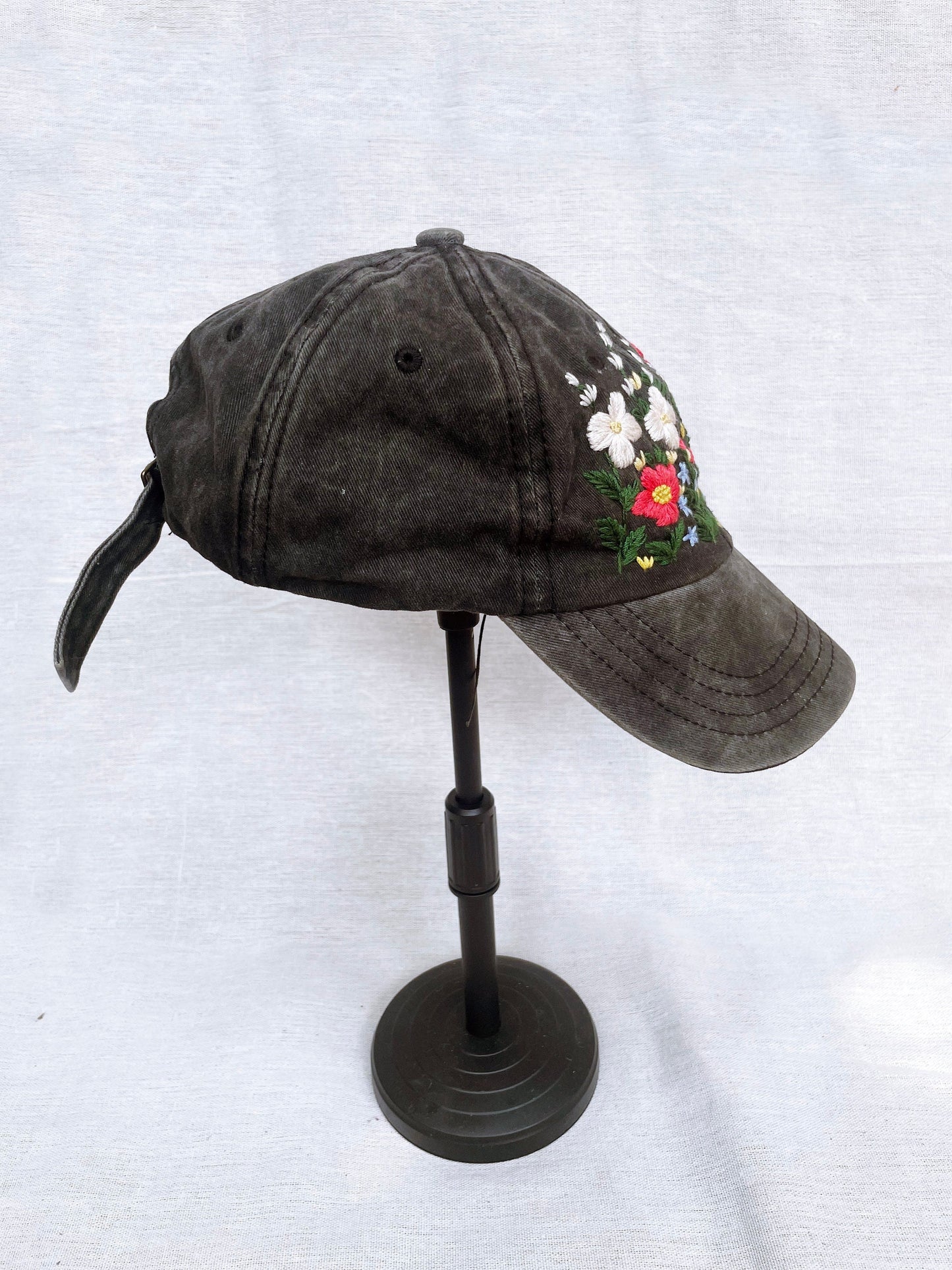 Floral Embroidered Cap, Custom Embroidery Hat, Hand Dandelion Embroidery Hat, Personalize gifts, Gifts for Her