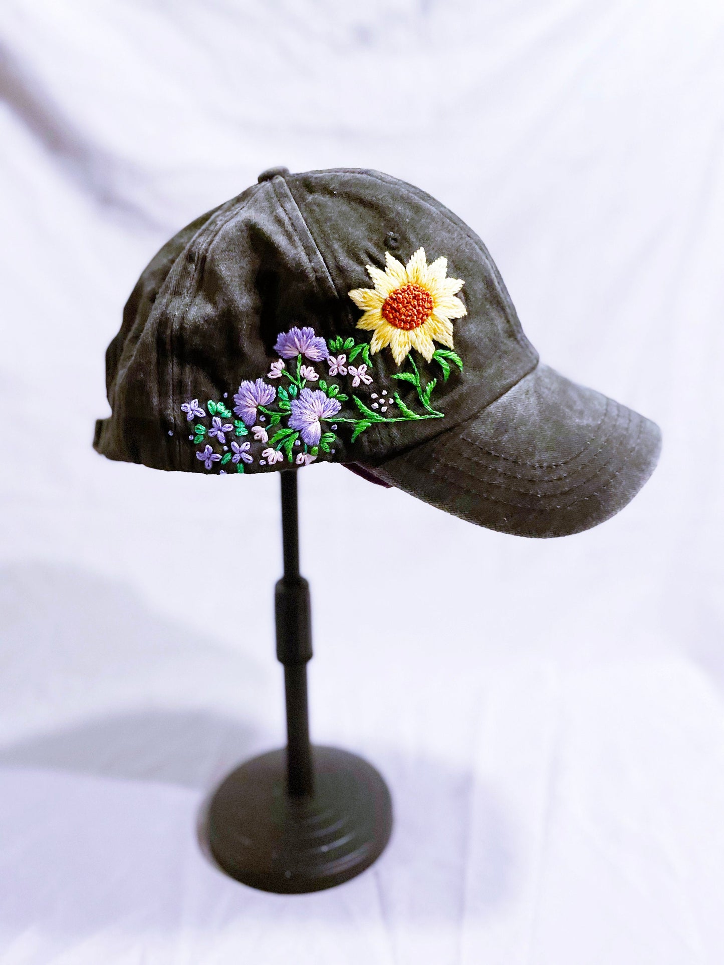 Floral Embroidered Cap, Baseball Cap, Custom Embroidery Hat, Sunflower Embroidery Hat, Embroider Woman Cap, Personalize gifts, Gifts for Her