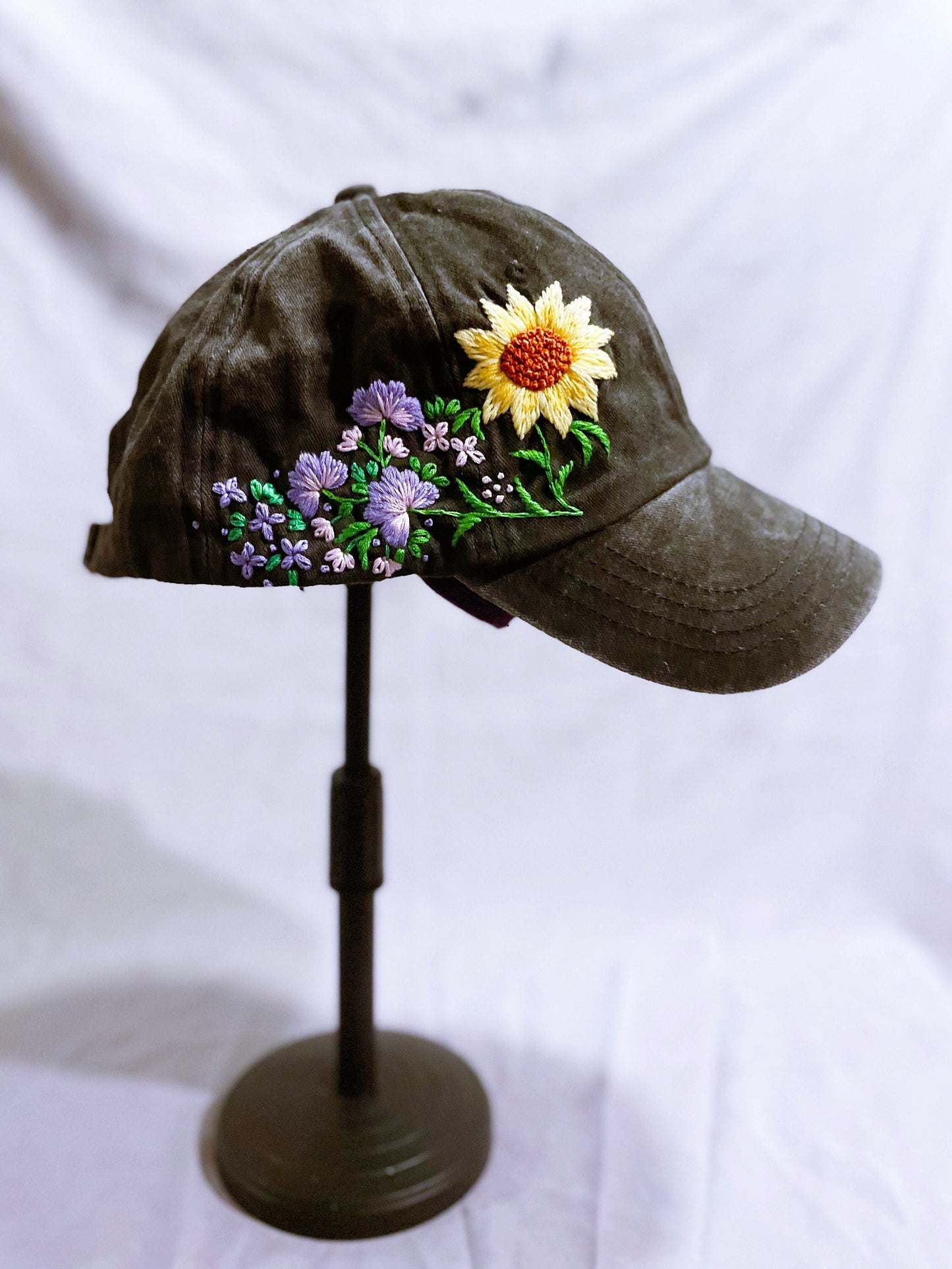 Floral Embroidered Cap, Baseball Cap, Custom Embroidery Hat, Sunflower Embroidery Hat, Embroider Woman Cap, Personalize gifts, Gifts for Her