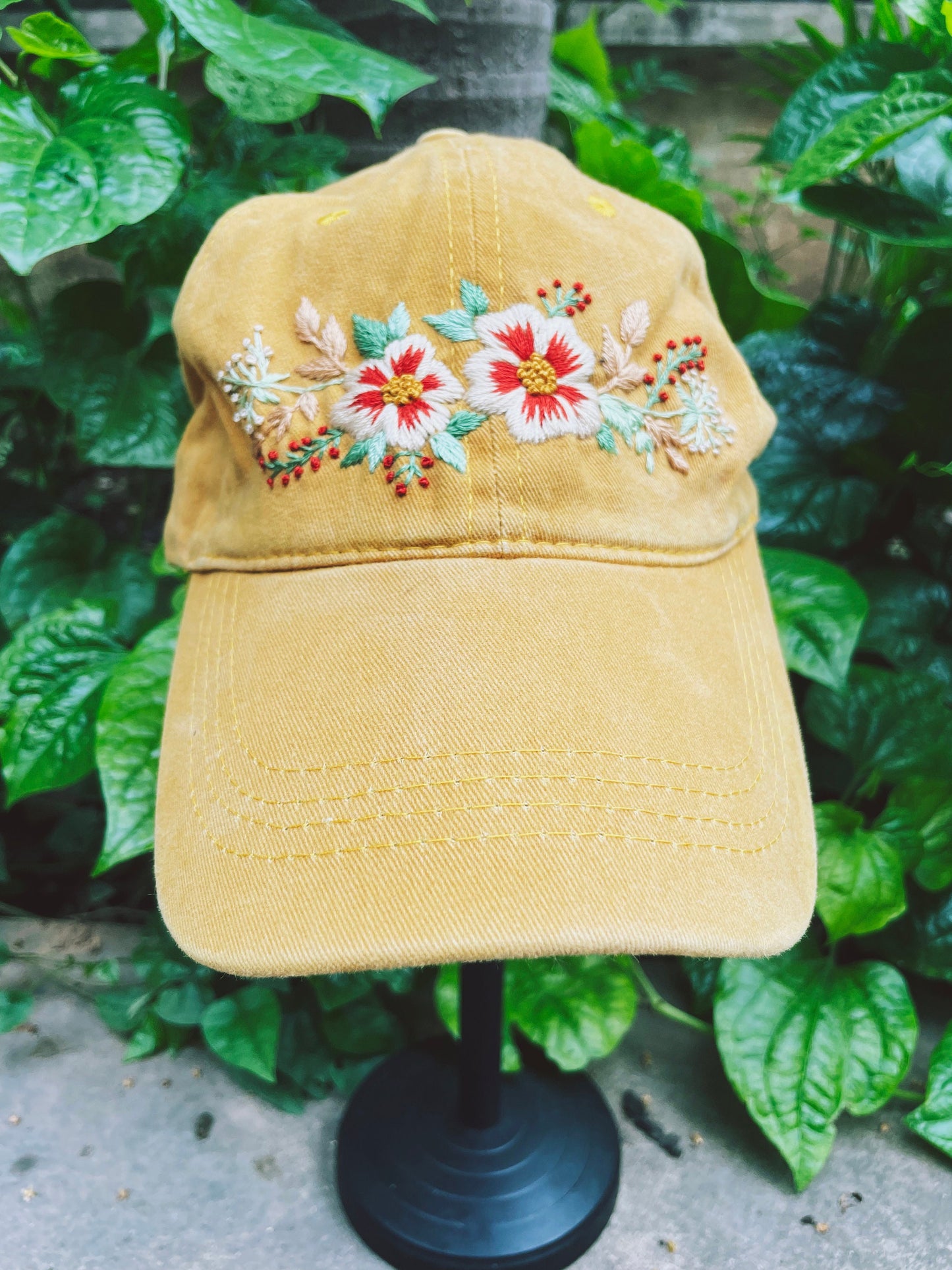 Floral Embroidered Cap, Custom Embroidery Hat,, Embroider Woman Cap, Personalize gifts, Gifts for Her, Gift for Mom.