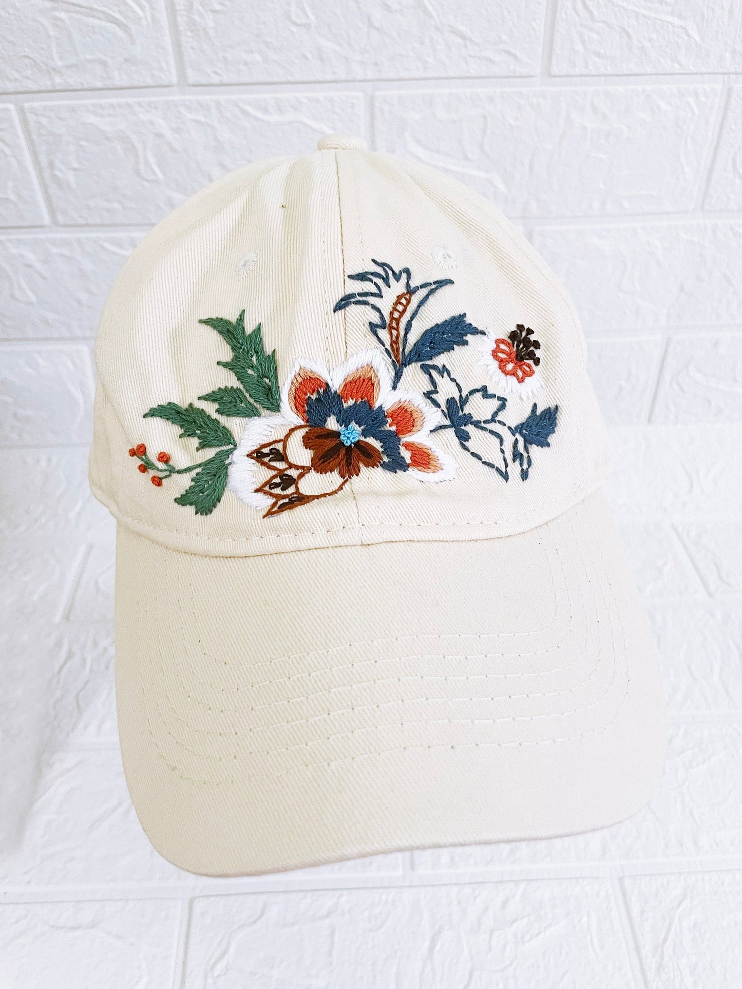 White Floral Embroidered Cap, Custom Embroidery Hat, Embroidery Woman Cap, Personalize gifts, Gifts for Her, Gift for Mom.