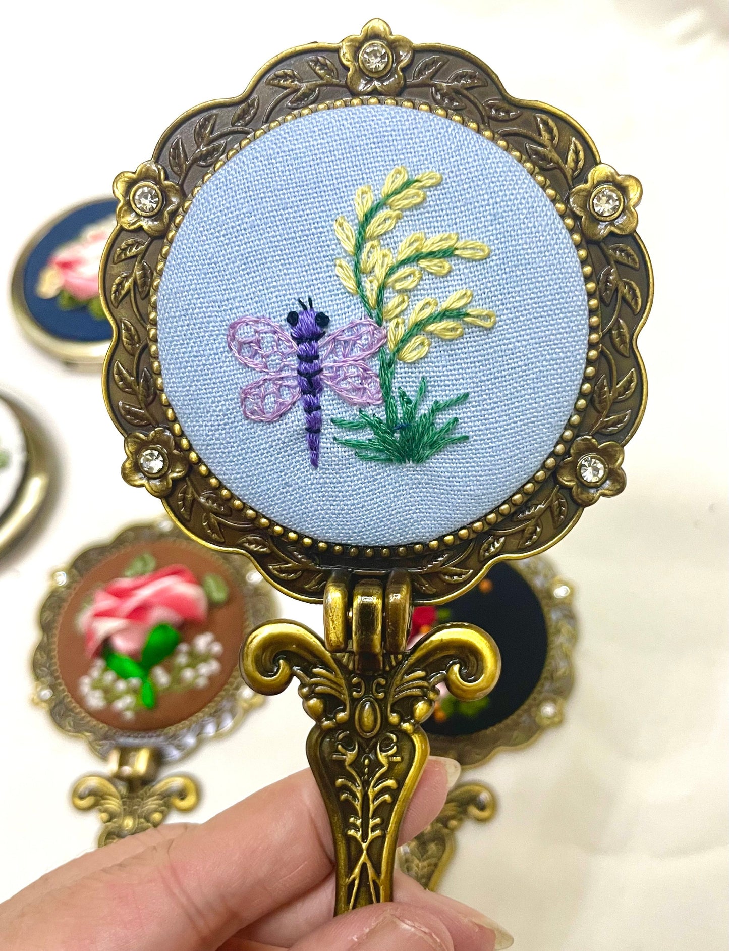 Personalized Roses, butterfly embroidery Pocket mirror |Floral embroidery Pocket mirror | Unique Gift | Mother Day Gift