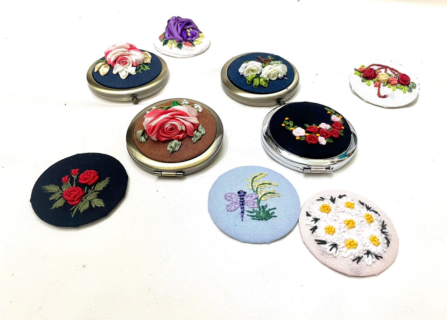 Personalized Roses, butterfly embroidery Pocket mirror |Floral embroidery Pocket mirror | Unique Gift | Mother Day Gift