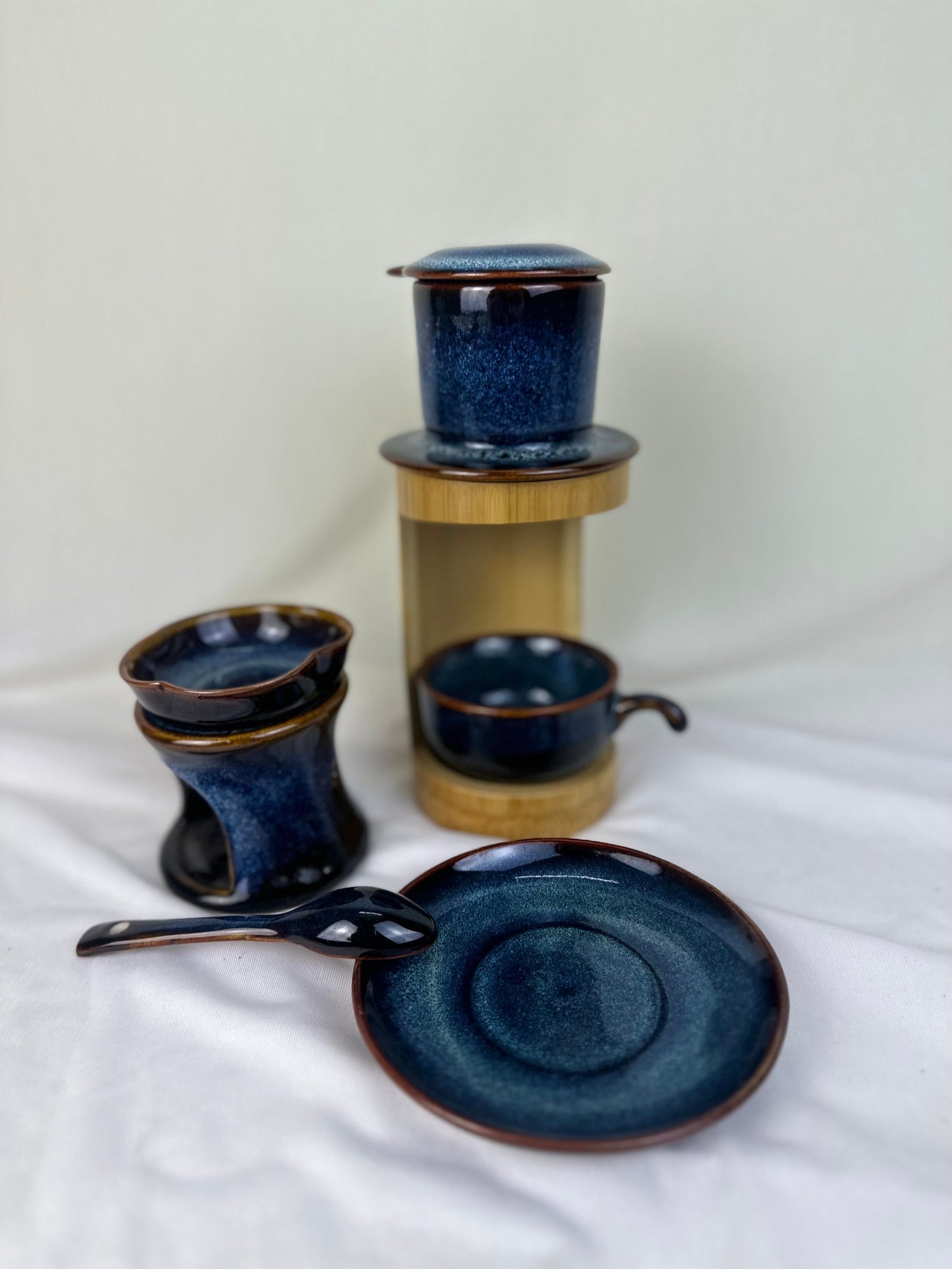 Fullset Ceramic Coffee Filter ,  Ceramic Coffee Dripper Pour Over Set / Ceramic Coffee Set with Mug, spoon and Bamboo frame