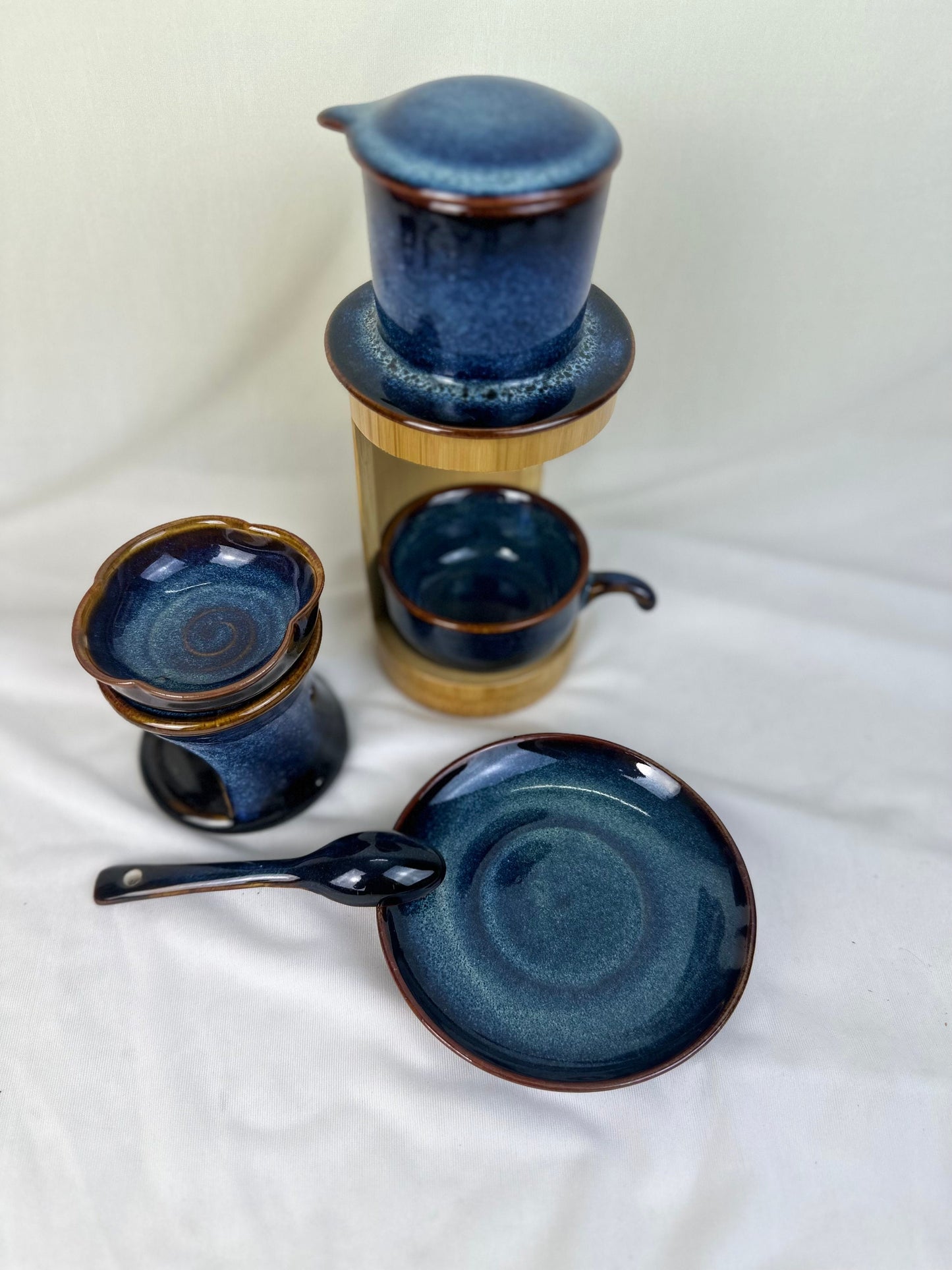 Fullset Ceramic Coffee Filter ,  Ceramic Coffee Dripper Pour Over Set / Ceramic Coffee Set with Mug, spoon and Bamboo frame