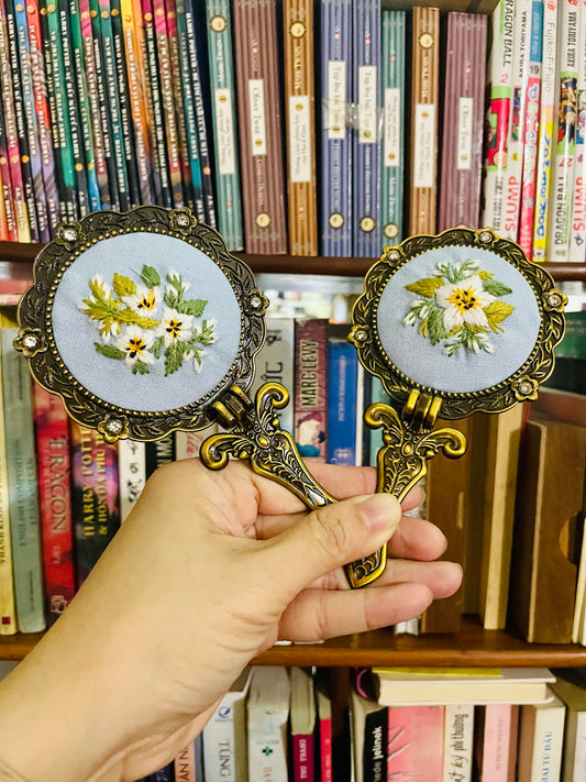 Personalized embroidery mirror |Floral embroidery mirror | Beauty accessories | Jasmine Embroidery | Vintage hand mirror | Handmade Gifts
